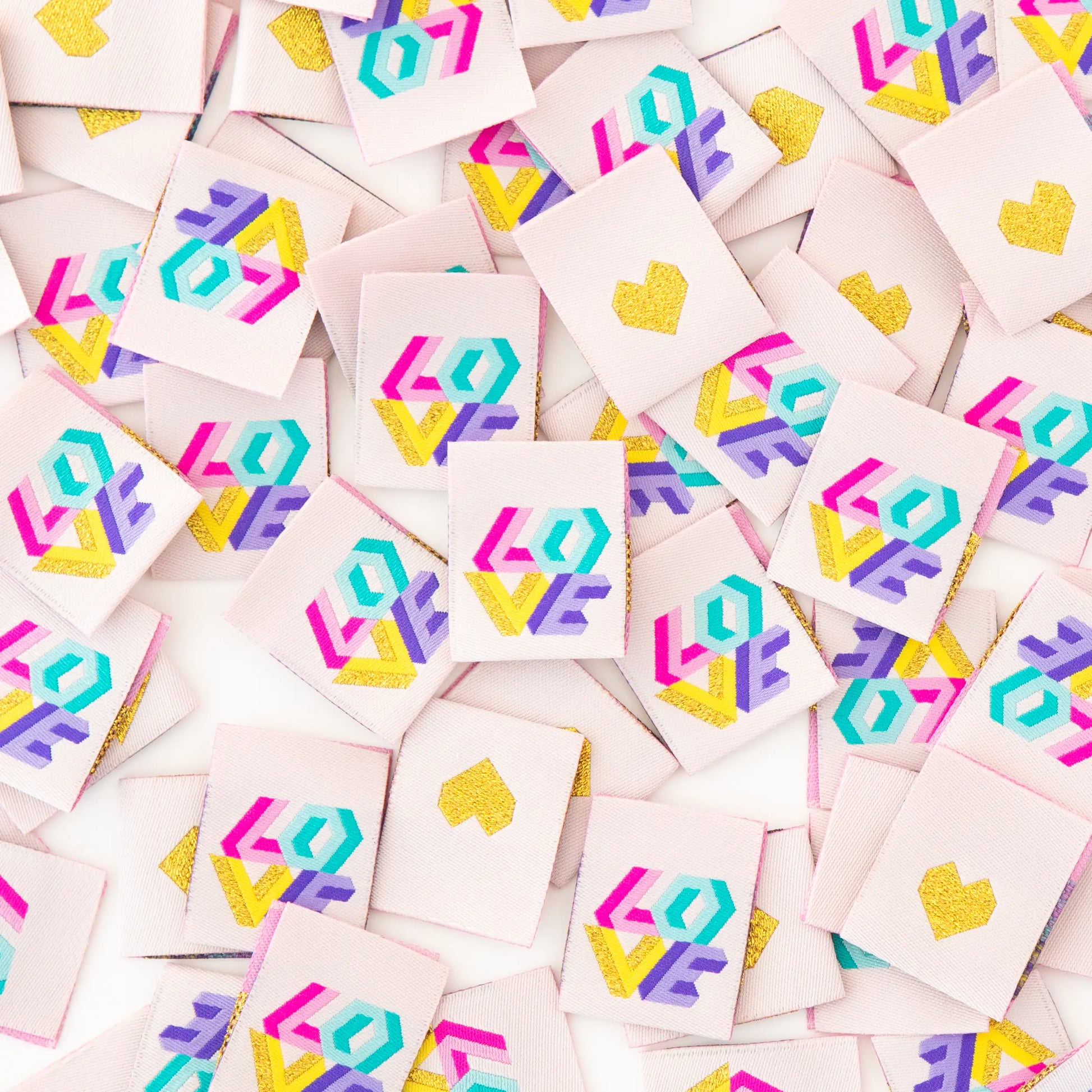 Sarah Hearts - Love Quilt - Sewing Woven Clothing Label Tags - SH960257