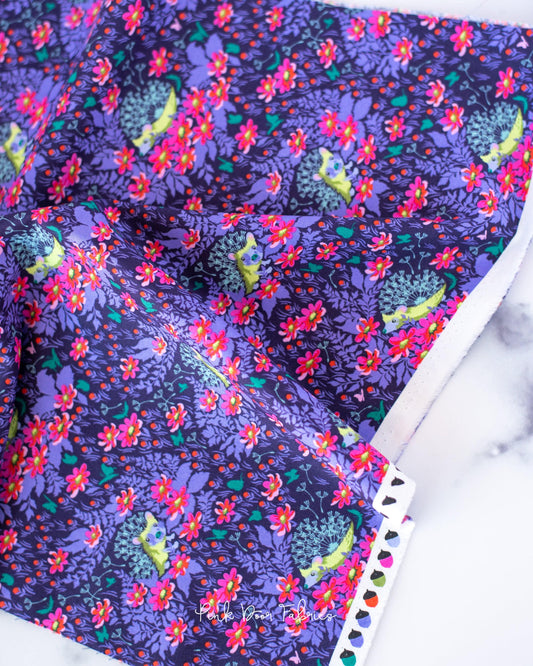 Cotton quilting fabric pattern called 'Who's Your Dandy in Glimmer'. Part of the 'Tiny Beasts' fabric collection. Designed by Tula Pink for fabric company Free Spirit Fabrics. SKU: PWTP182.GLIMMER. 44-45 inch width.