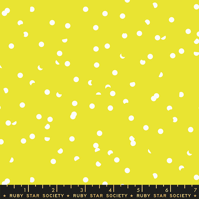 Petunia - Hole Punch Dots in Highlight - RS3025 42 - Half Yard