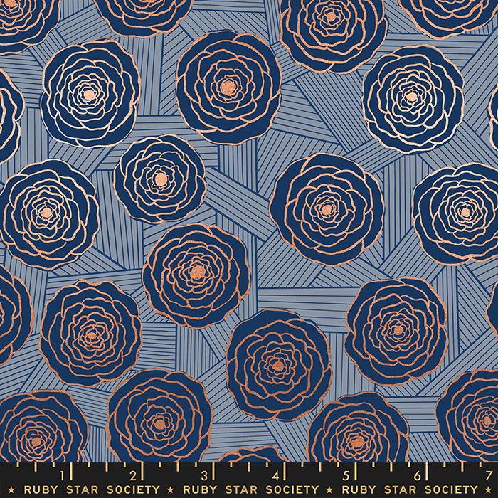 Floradora - Bunch of Roses in Navy - RS6023 13M - Half Yard